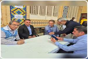 برگزاری میز خدمت حوزه بهداشت و درمان سپیدان به مناسبت هفته دولت